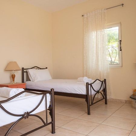 Janakis Apartments Химар Екстериор снимка