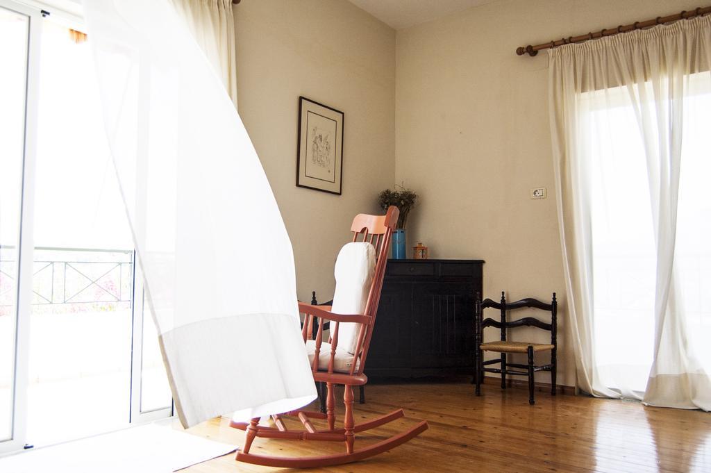 Janakis Apartments Химар Екстериор снимка