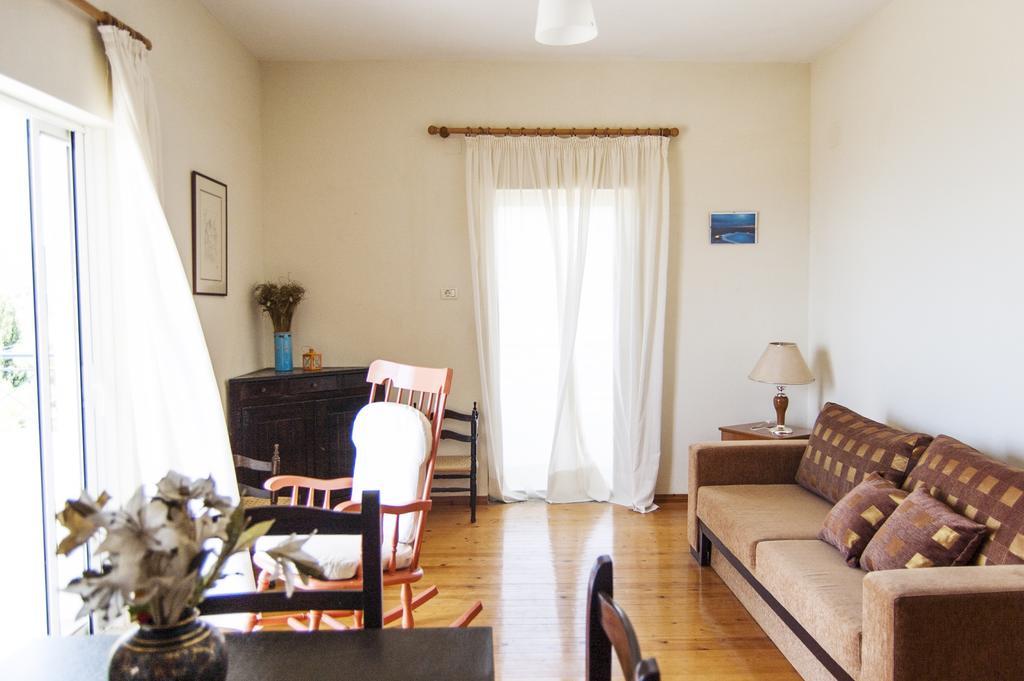 Janakis Apartments Химар Екстериор снимка