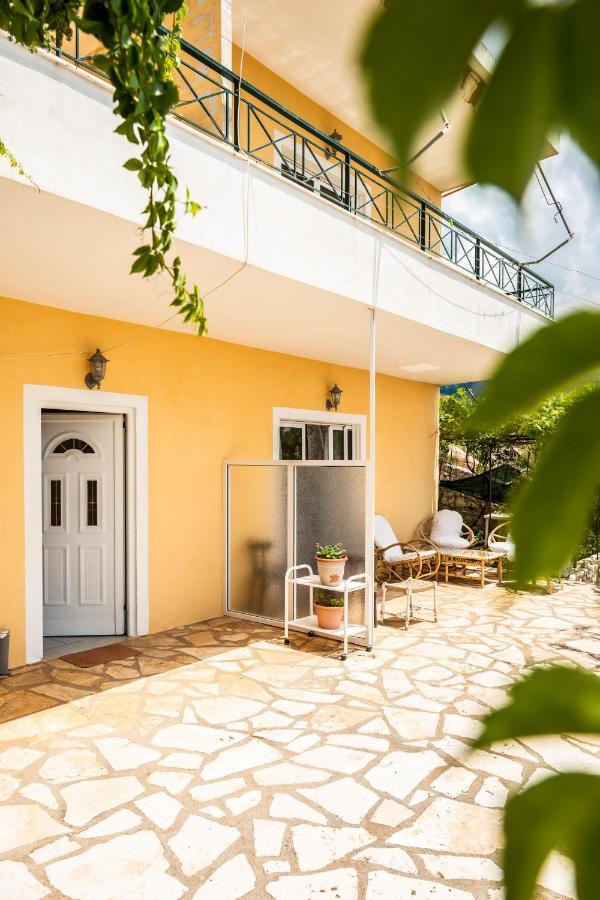Janakis Apartments Химар Екстериор снимка